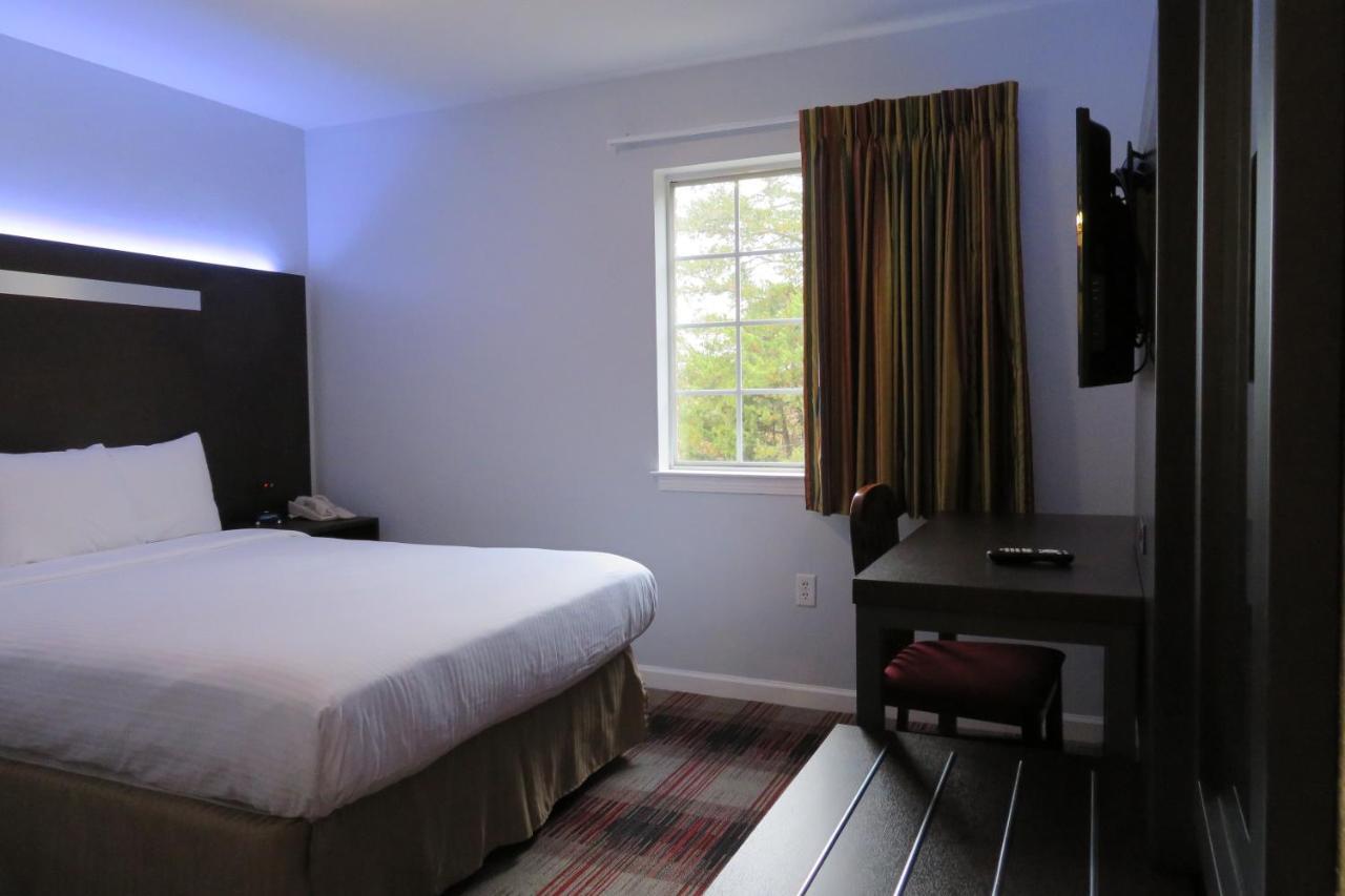 Luxbury Inn & Suites Maryville Zewnętrze zdjęcie